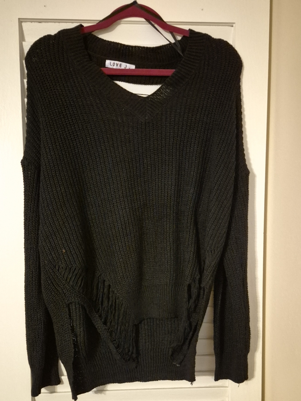 love J Black Distressed V-Neck Chunky Knit Sweater